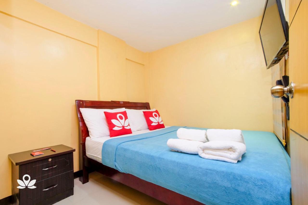 Zen Rooms Time Travellers Makati Makati City Exterior foto