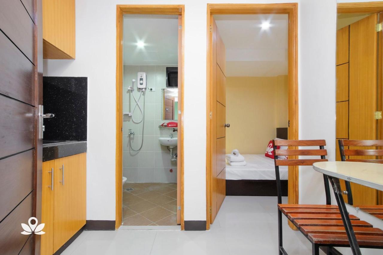Zen Rooms Time Travellers Makati Makati City Exterior foto